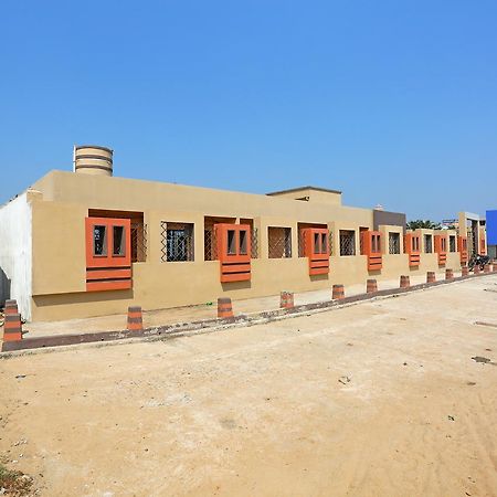 Hotel On Call Puri Laxmi Beach Resort المظهر الخارجي الصورة